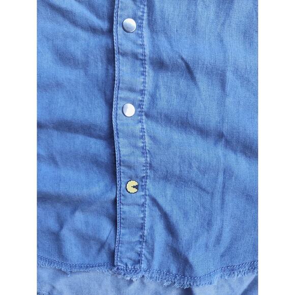 Justice Girls Pac Man Denim Top Juniors Sz M Blue Snap Short Sleeve Ghost Gang - Picture 8 of 8